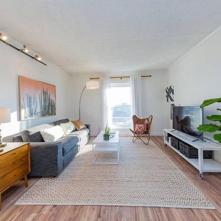 Music Row Retreat - 3 Beds, 1 Bedroom, Pool, Parking ナッシュビル エクステリア 写真